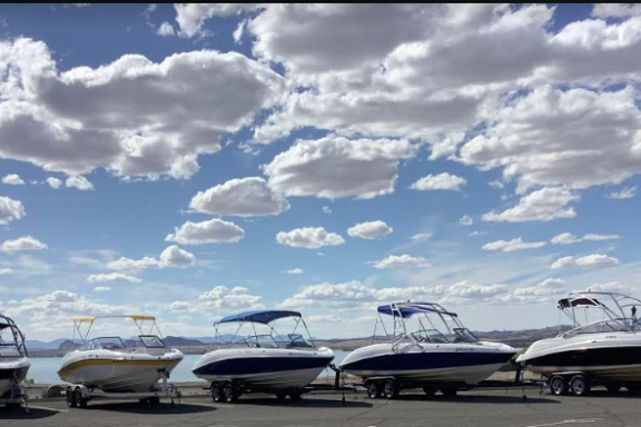 a airplane that is parked on the tarmac at an airport